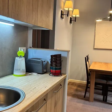 Five-o-six Apartment, Zupa-kopaonik